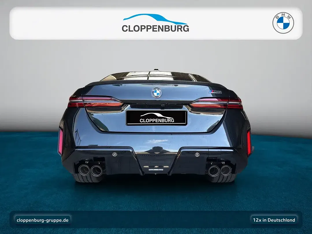BMW M5 - Thumbnail 4