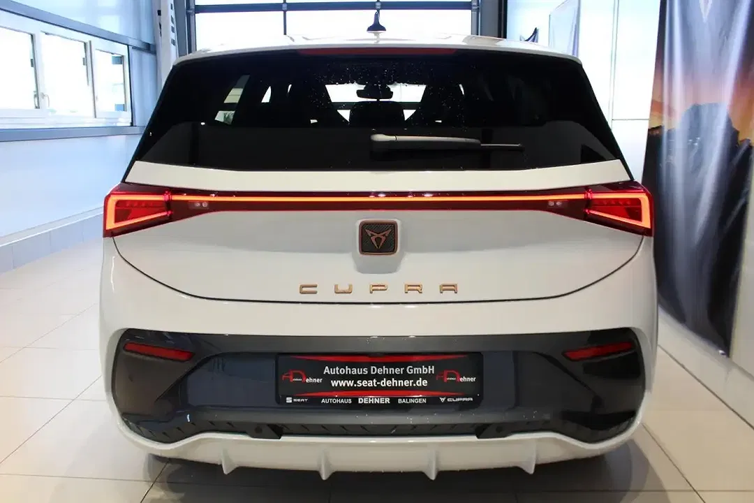 CUPRA Born Edition - Thumbnail 4