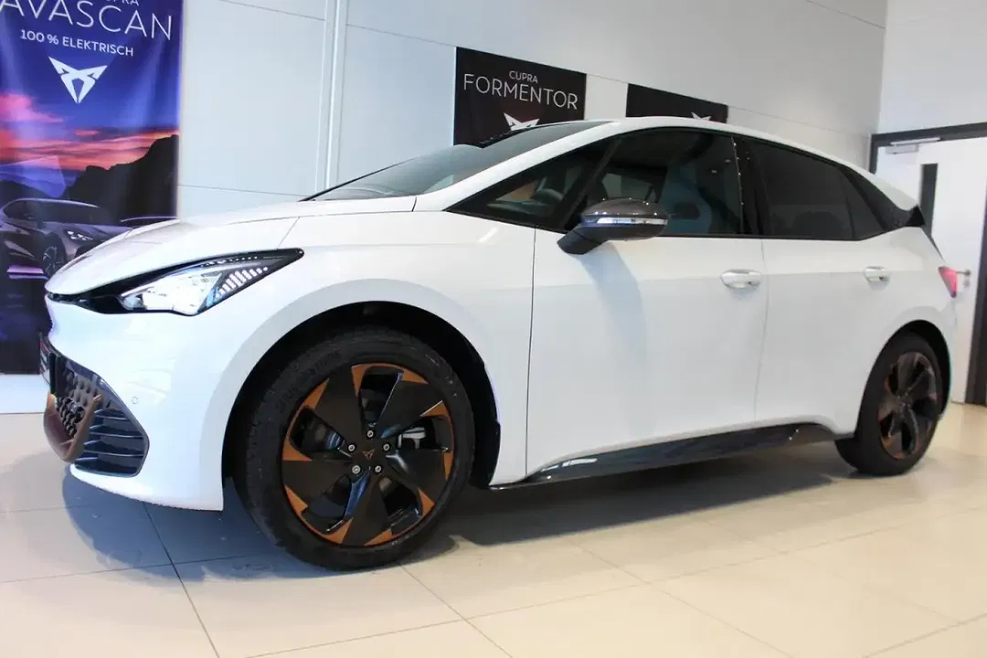 CUPRA Born Edition - Thumbnail 5