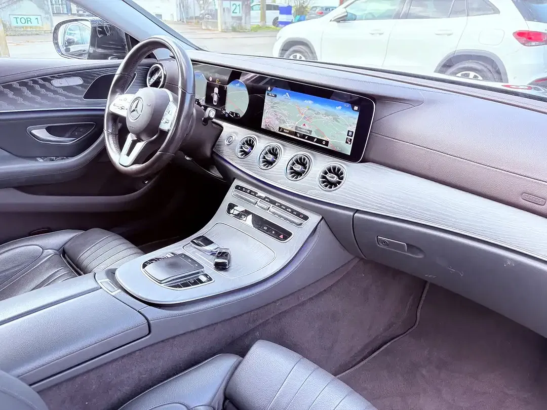 Mercedes-Benz CLS 220 - Thumbnail 8