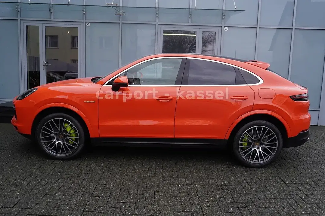 Porsche Cayenne E-Hybrid Coupe - Thumbnail 10
