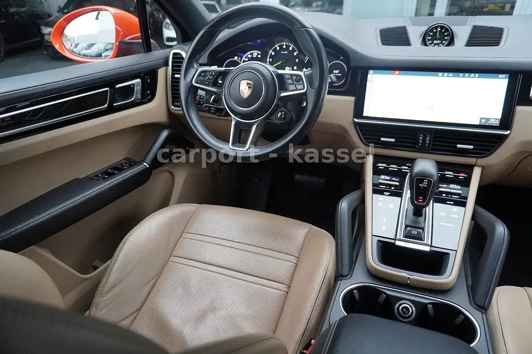 Porsche Cayenne E-Hybrid Coupe - Thumbnail 14