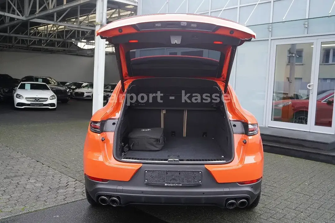 Porsche Cayenne E-Hybrid Coupe - Thumbnail 8