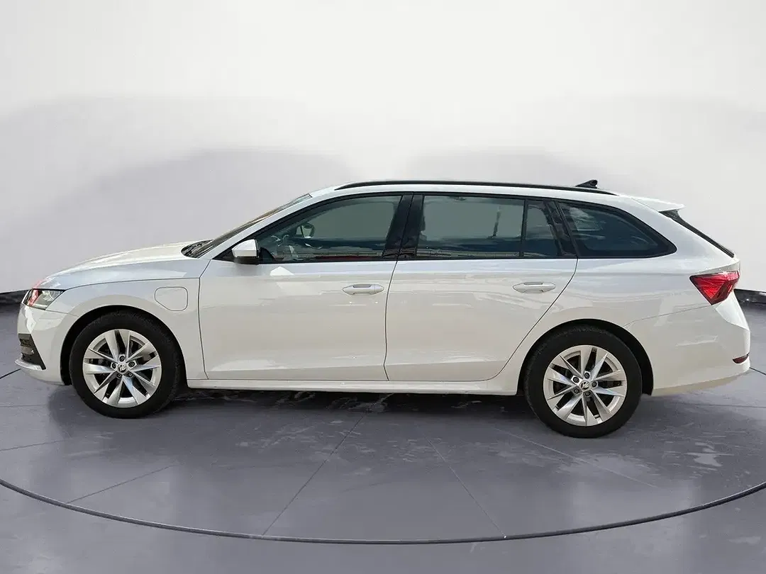 Skoda Octavia 1.4 Ambition - foto 2