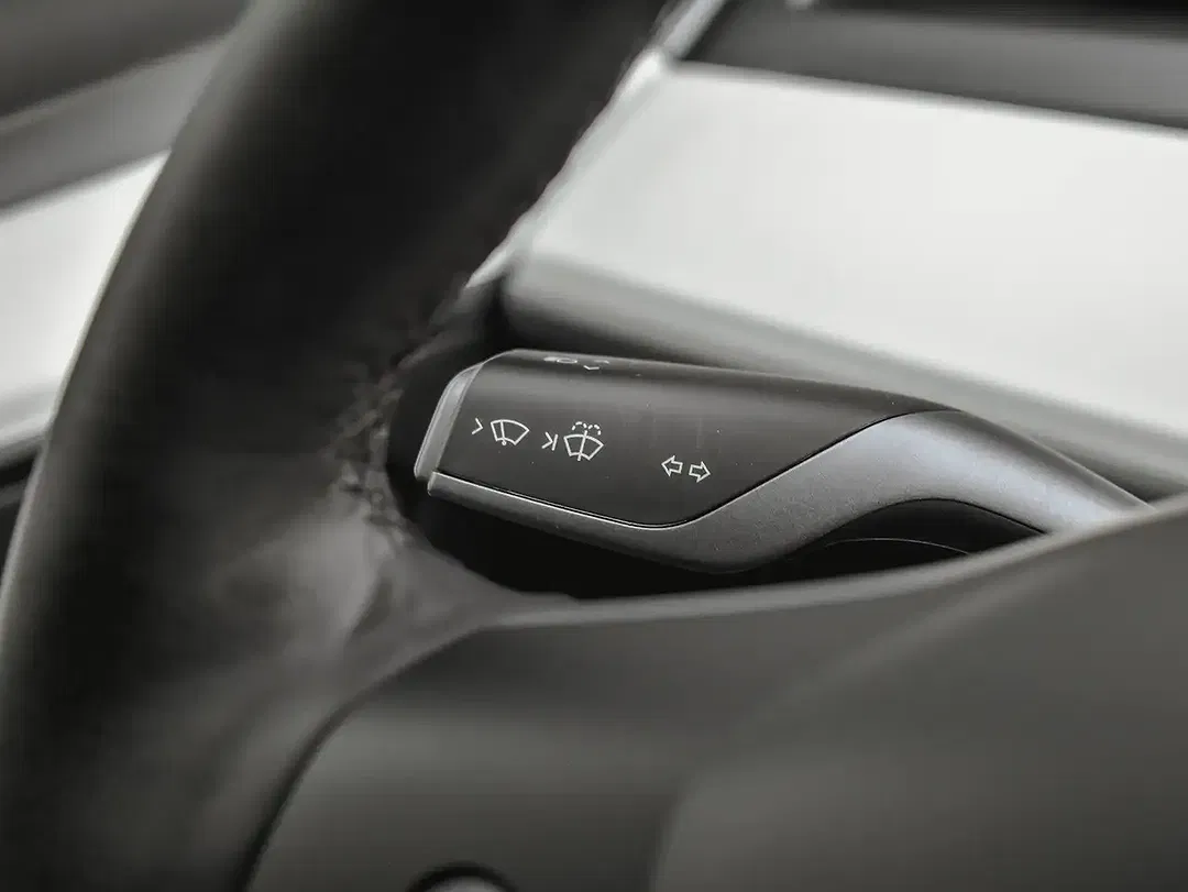 Tesla Model 3 AWD Performance - Thumbnail 12