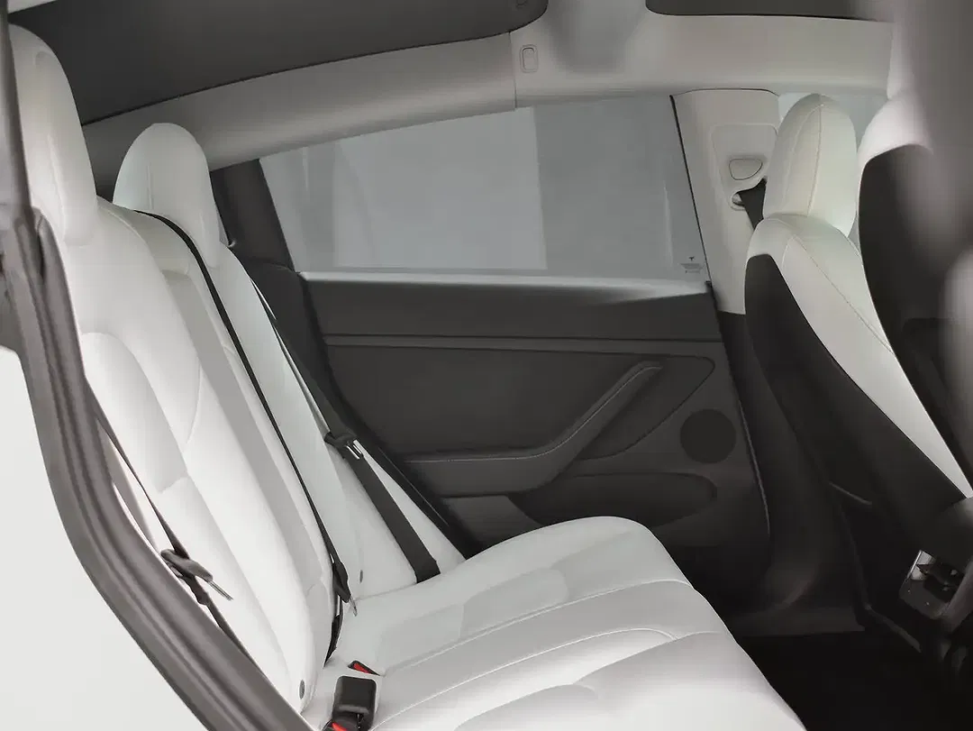 Tesla Model 3 AWD Performance - Thumbnail 27
