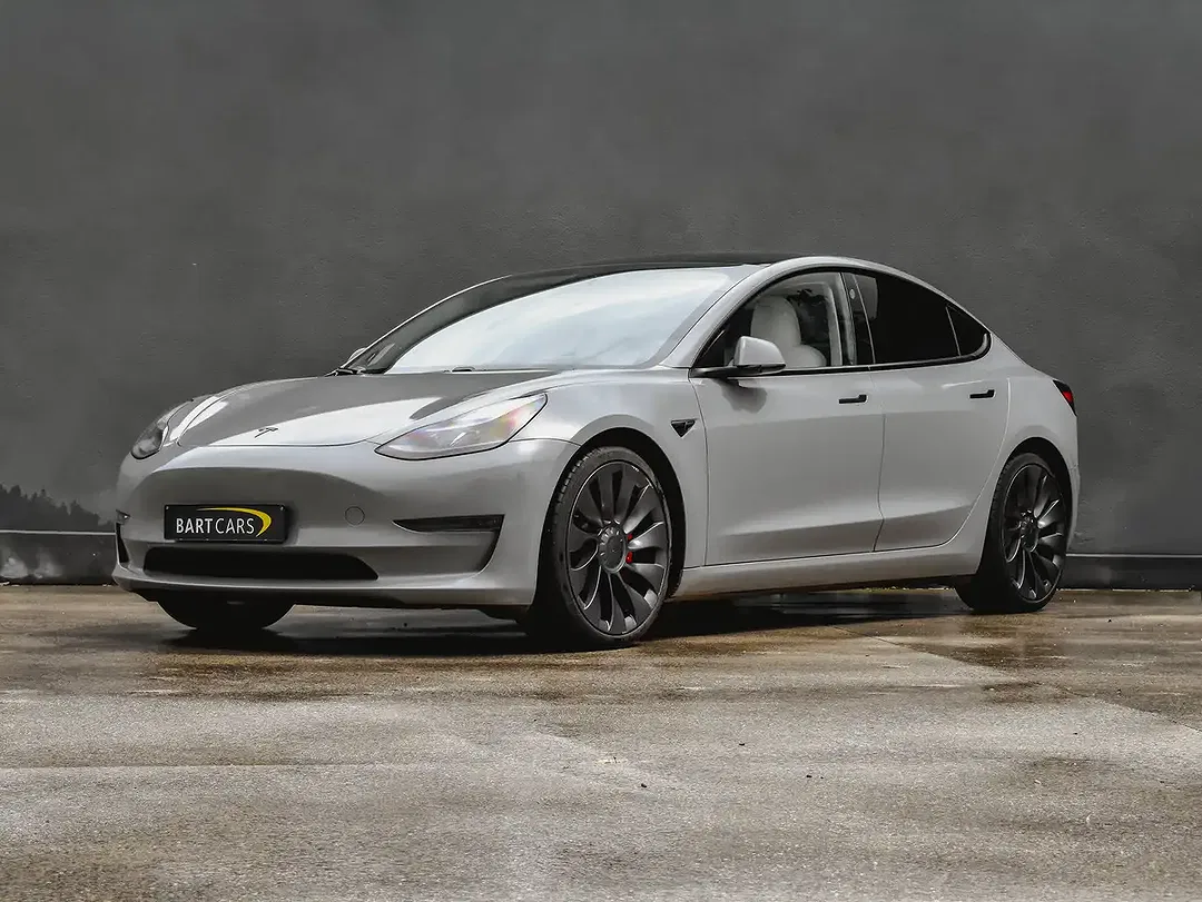 Tesla Model 3 AWD Performance - foto 29