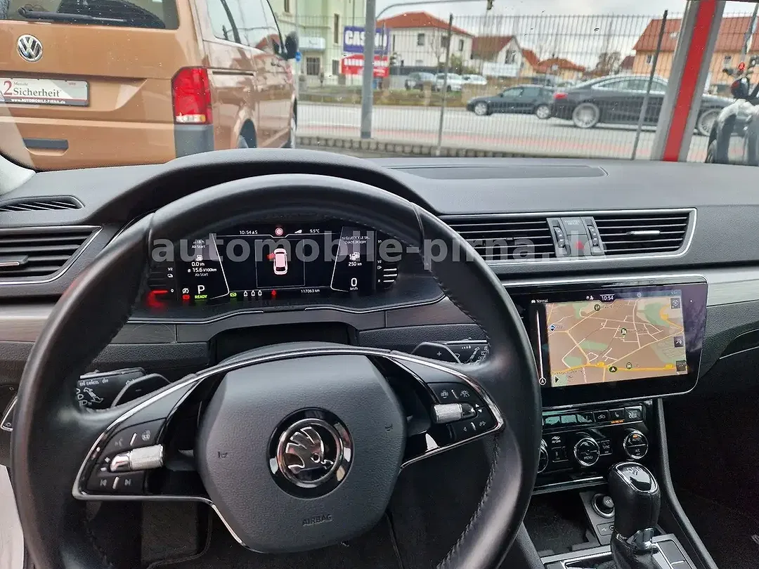Skoda Superb 1.4 TSI iV Hybrid AUT Combi - Thumbnail 14