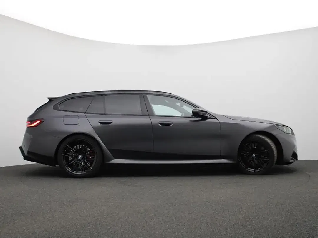 BMW M5 M Touring - Thumbnail 3
