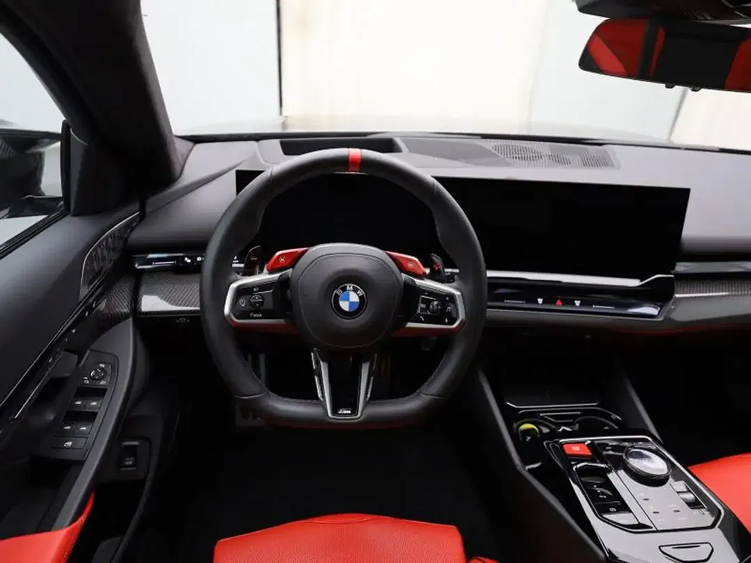 BMW M5 M Touring - Thumbnail 9