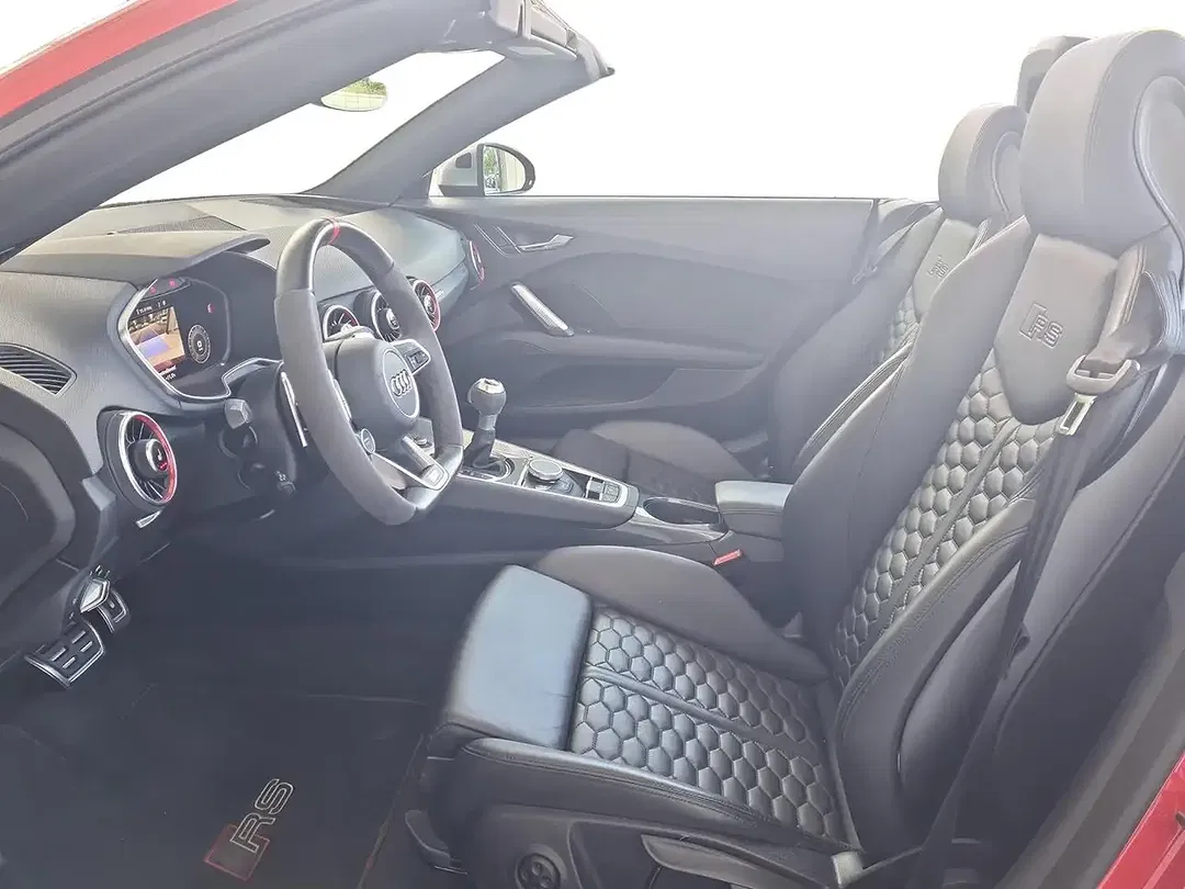 Audi TT RS quattro - Thumbnail 12