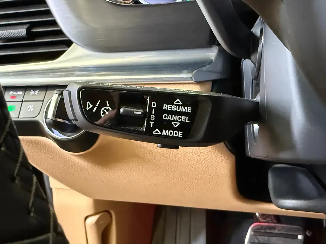 Porsche Panamera E-Hybrid 4 Edition - Thumbnail 16