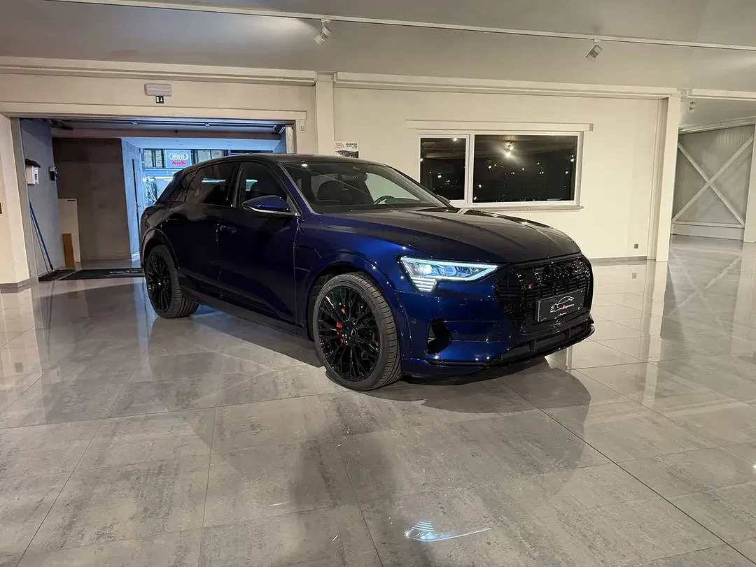 Audi Q8 e-tron Matrix LED Black Edition - Afbeelding 1