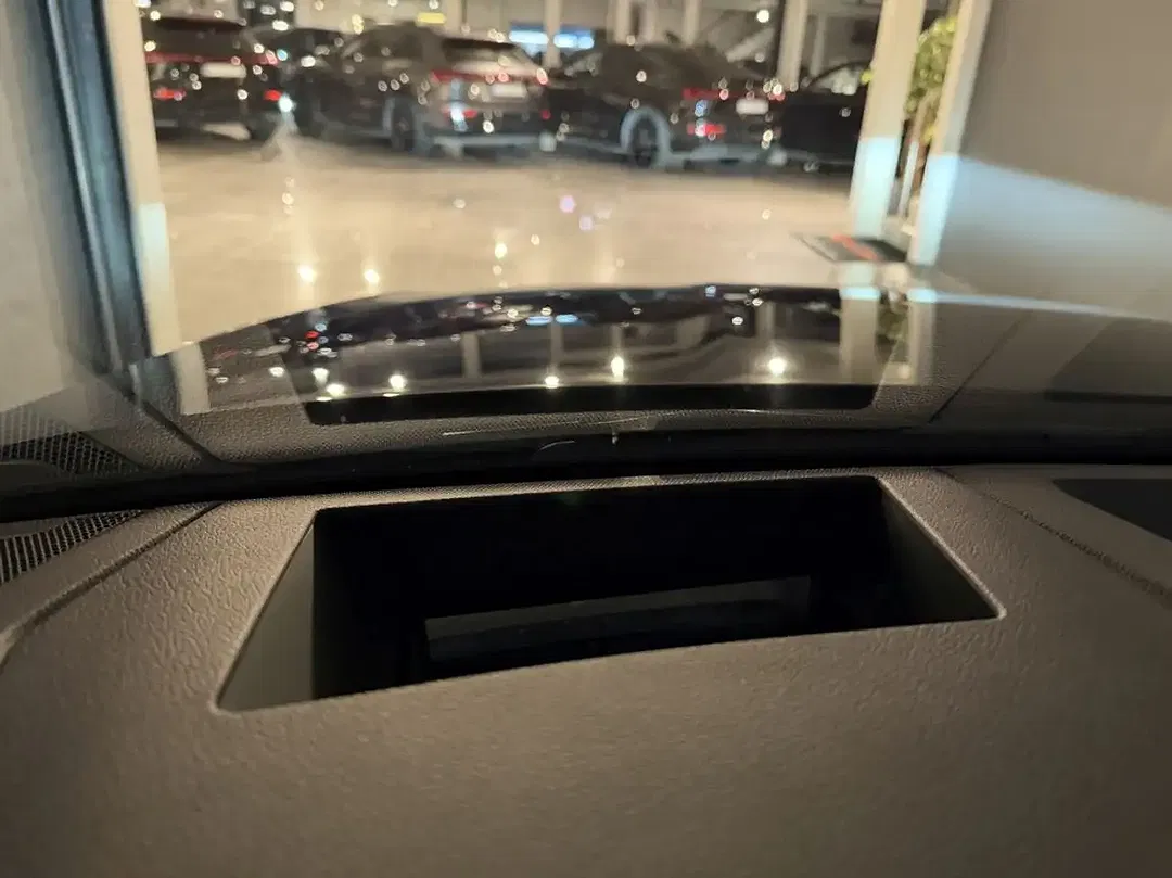 Audi Q8 e-tron Matrix LED Black Edition - Thumbnail 13