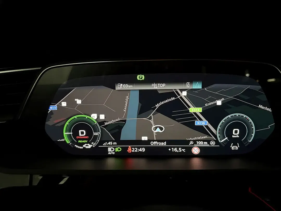 Audi Q8 e-tron Matrix LED Black Edition - Thumbnail 24