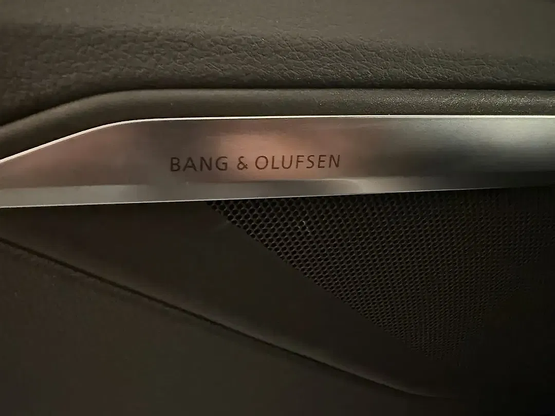 Audi Q8 e-tron Matrix LED Black Edition - Thumbnail 5