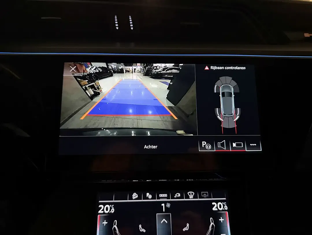 Audi Q8 e-tron Matrix LED Black Edition - Thumbnail 8