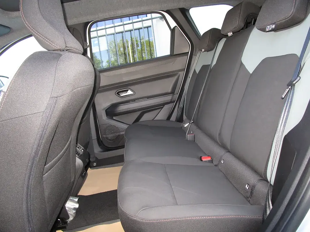 Dacia Bigster TCe Extreme - Thumbnail 12