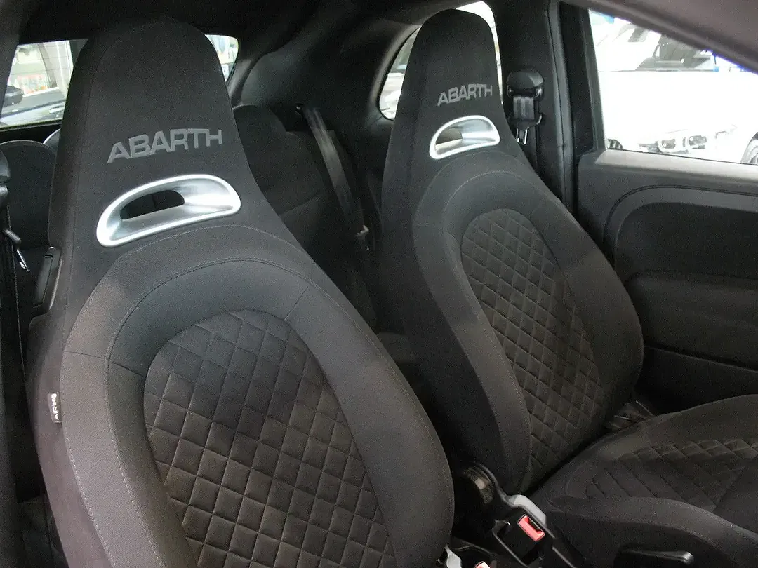 Abarth 500 - Thumbnail 6