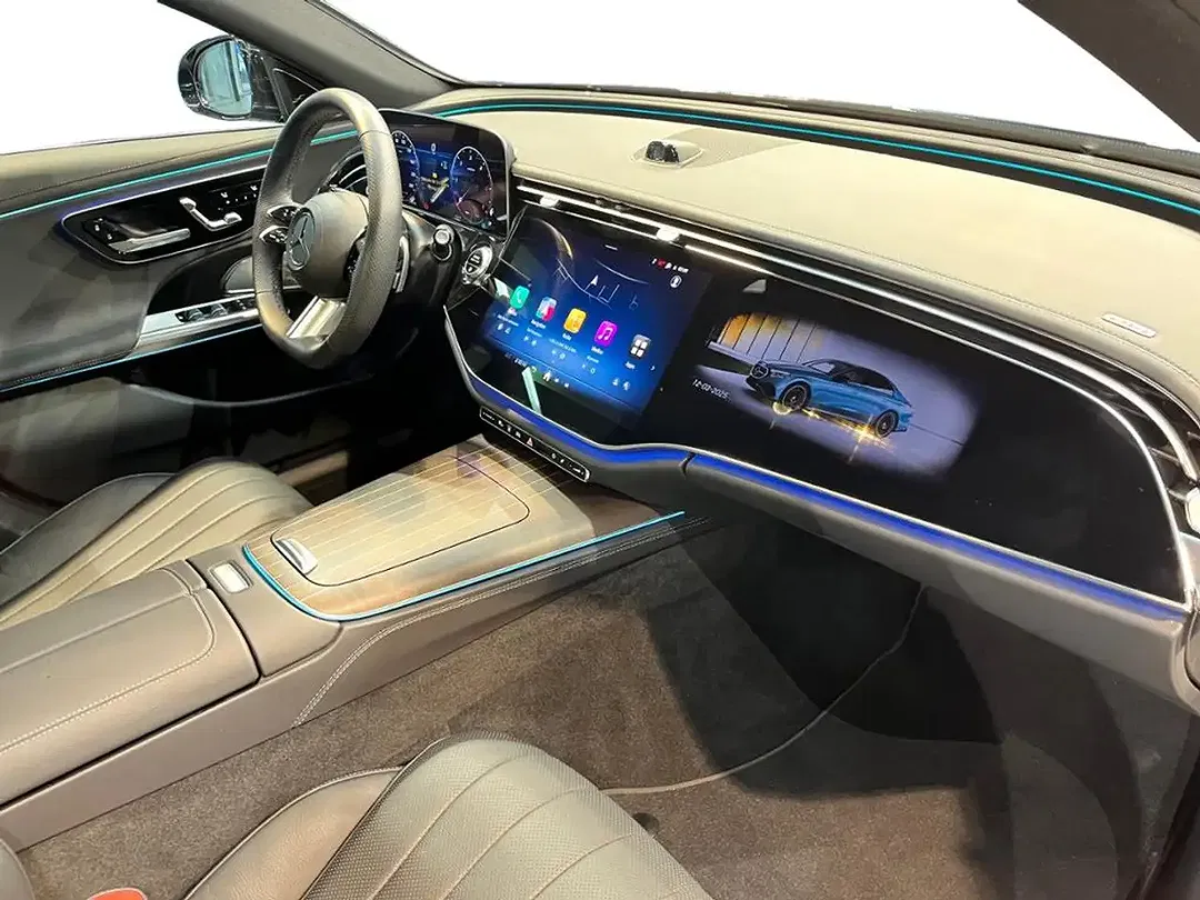 Mercedes-Benz E 220 AMG MBUX Burmester - Thumbnail 14
