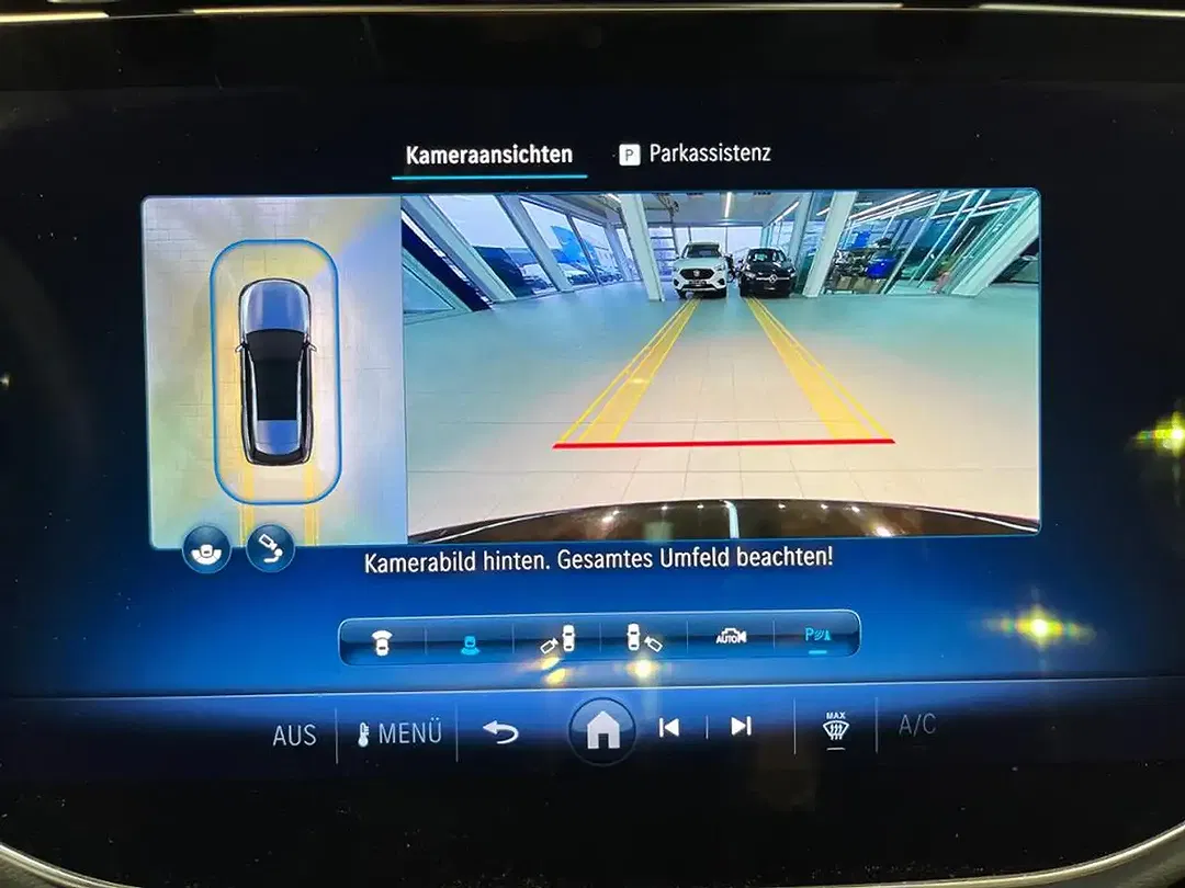 Mercedes-Benz E 220 AMG MBUX Burmester - Thumbnail 6