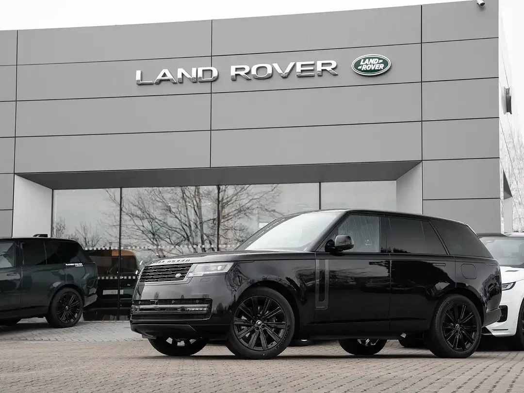 Land Rover Range Rover P550e Autobiography - Thumbnail 10