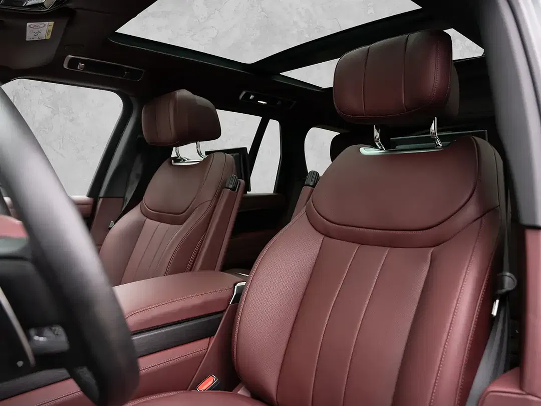 Land Rover Range Rover P550e Autobiography - Thumbnail 4