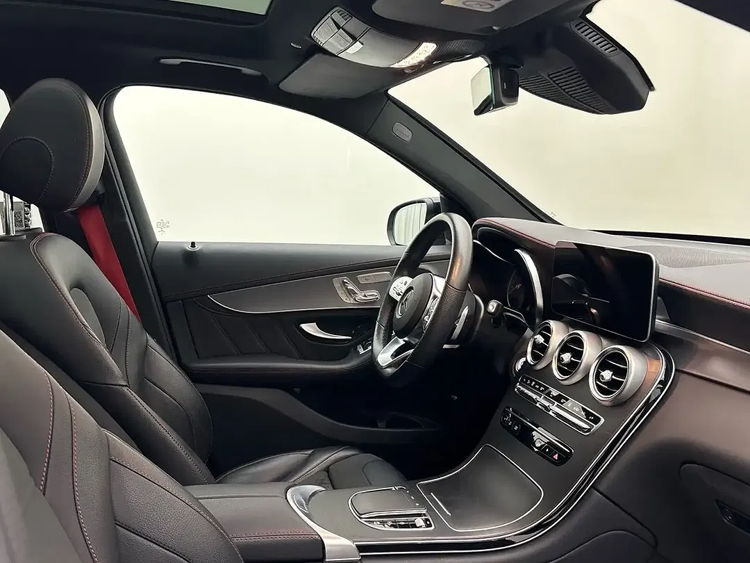 Mercedes-Benz GLC 300 4MATIC AMG Night - Thumbnail 13