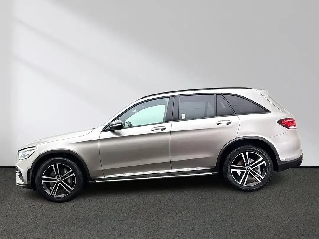 Mercedes-Benz GLC 300 4MATIC AMG Night - Thumbnail 2