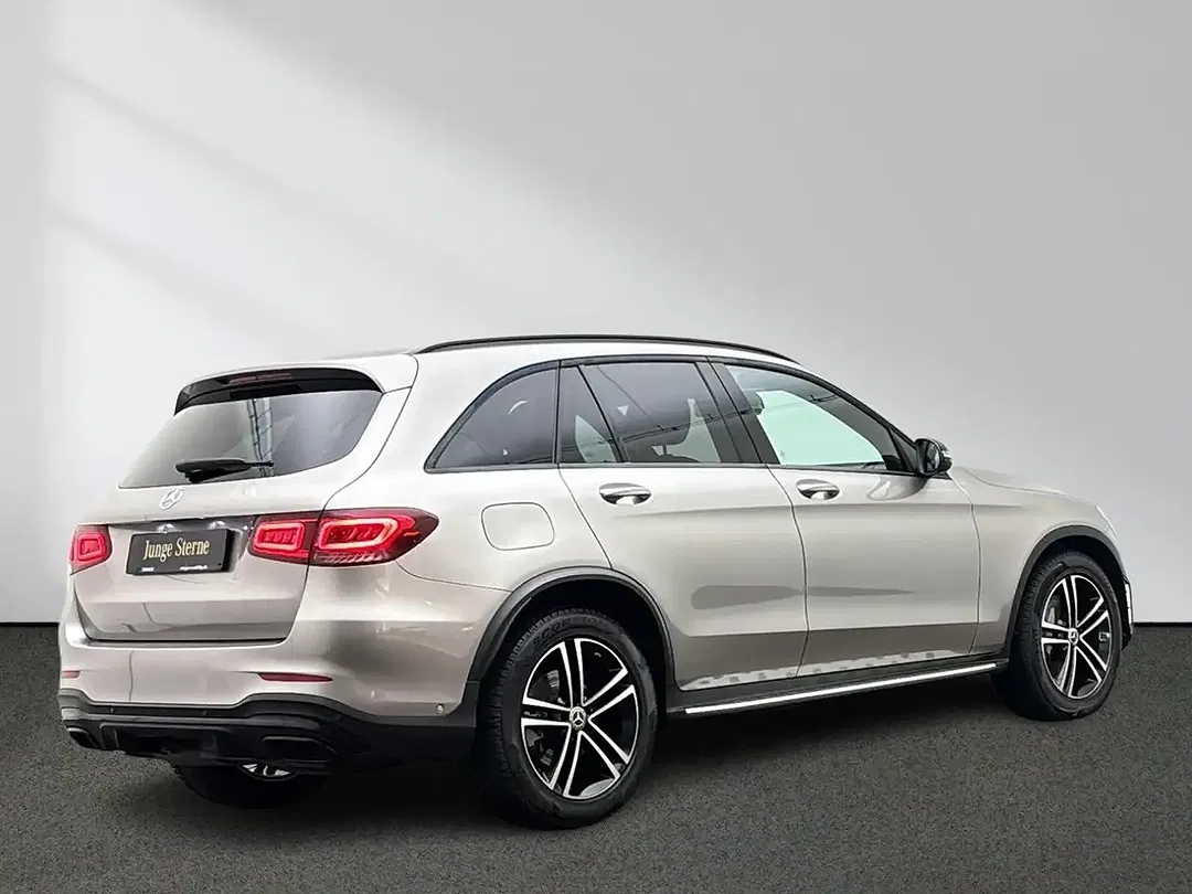 Mercedes-Benz GLC 300 4MATIC AMG Night - Thumbnail 3