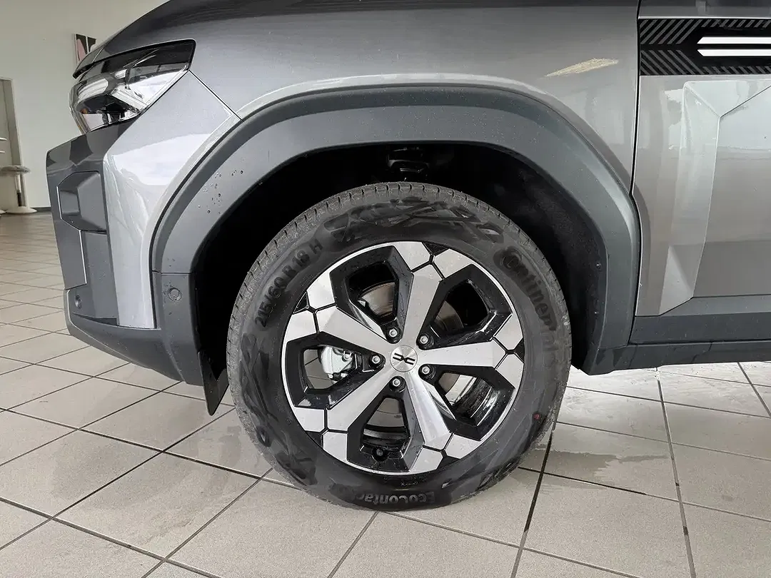 Dacia Bigster TCe - Thumbnail 9