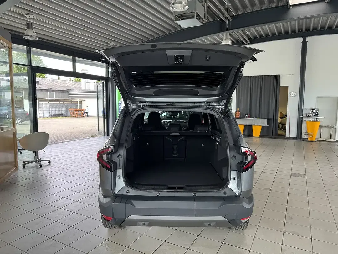 Dacia Bigster TCe - Thumbnail 12