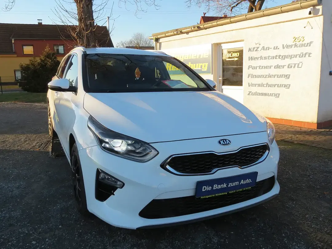 Kia Ceed SW / cee'd SW Vision - foto 1