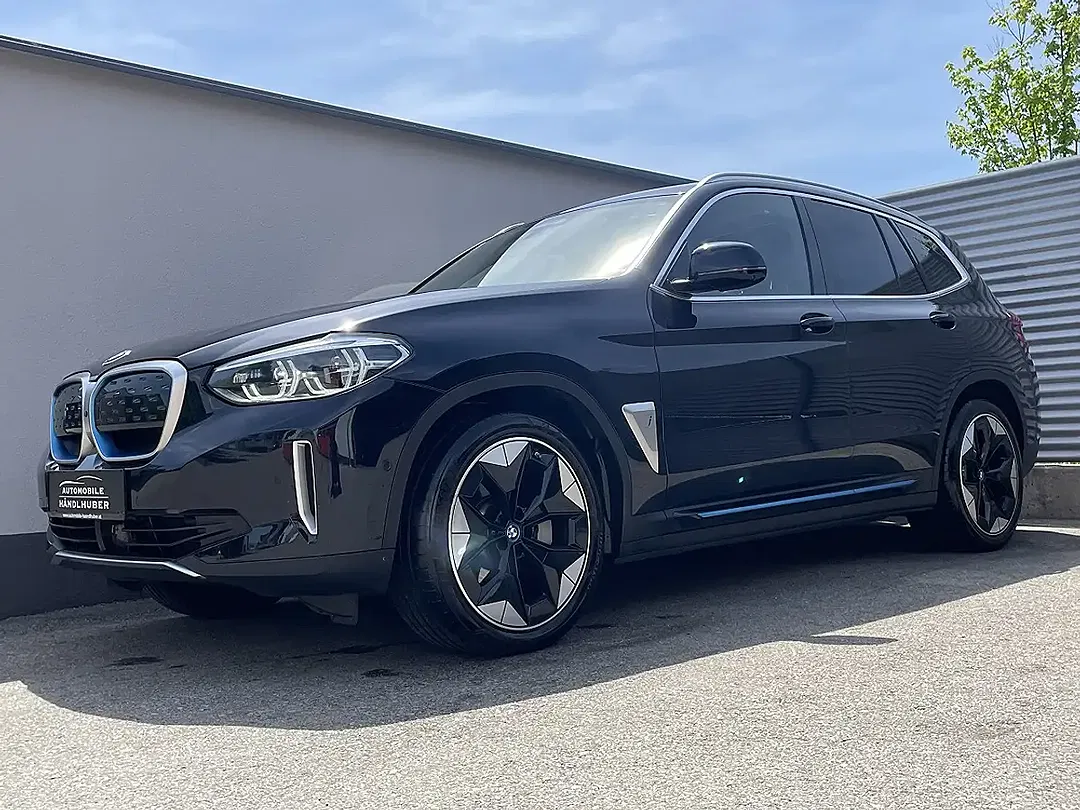 BMW iX3 Comfort - foto 2