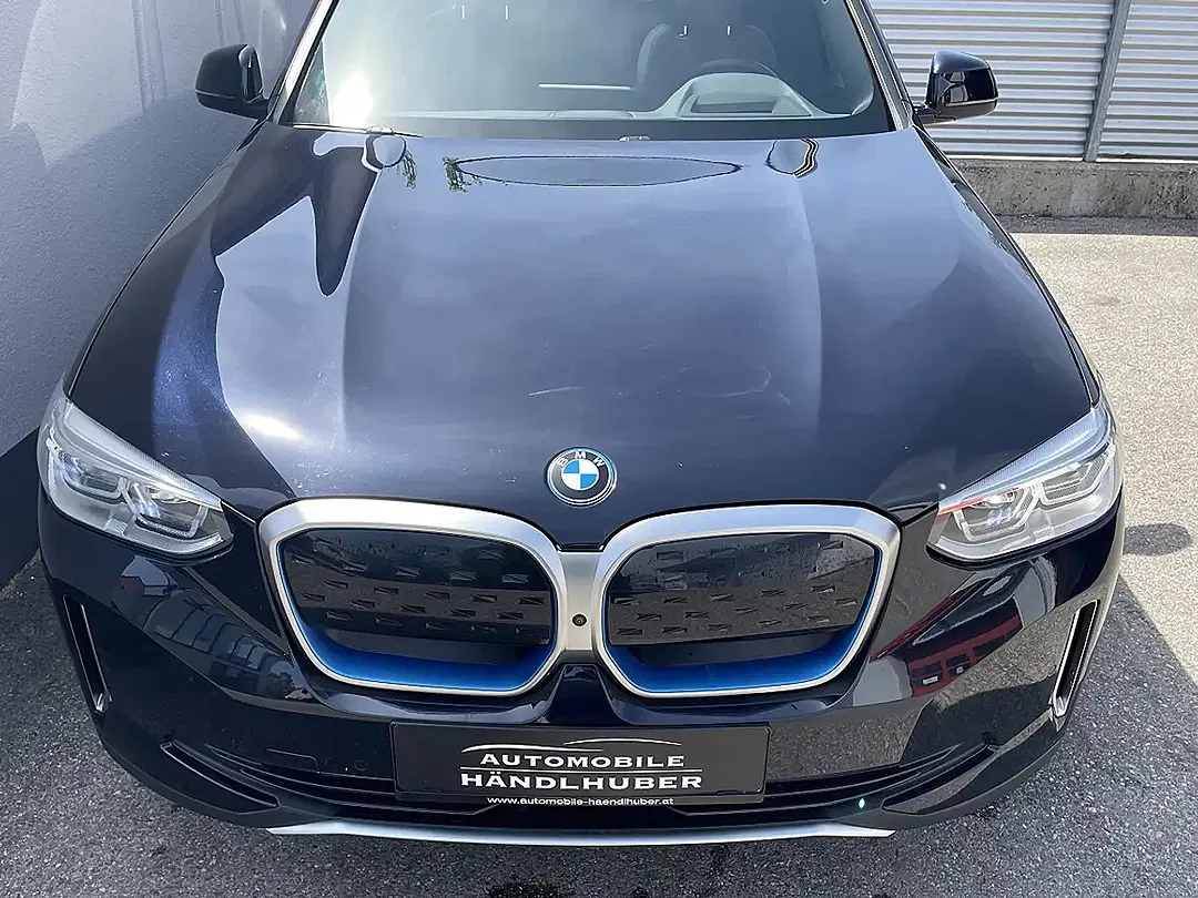 BMW iX3 Comfort - Thumbnail 4