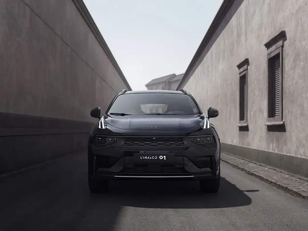 Lynk & Co 01 - Thumbnail 4