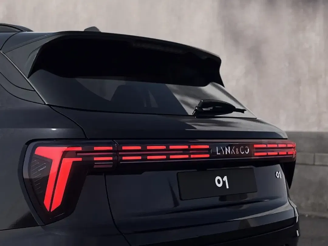 Lynk & Co 01 - Thumbnail 5