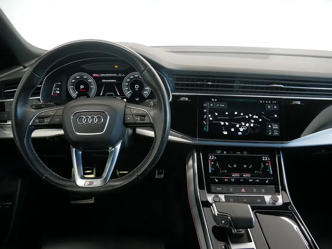 Audi Q8 55 TFSI e quattro - Thumbnail 9