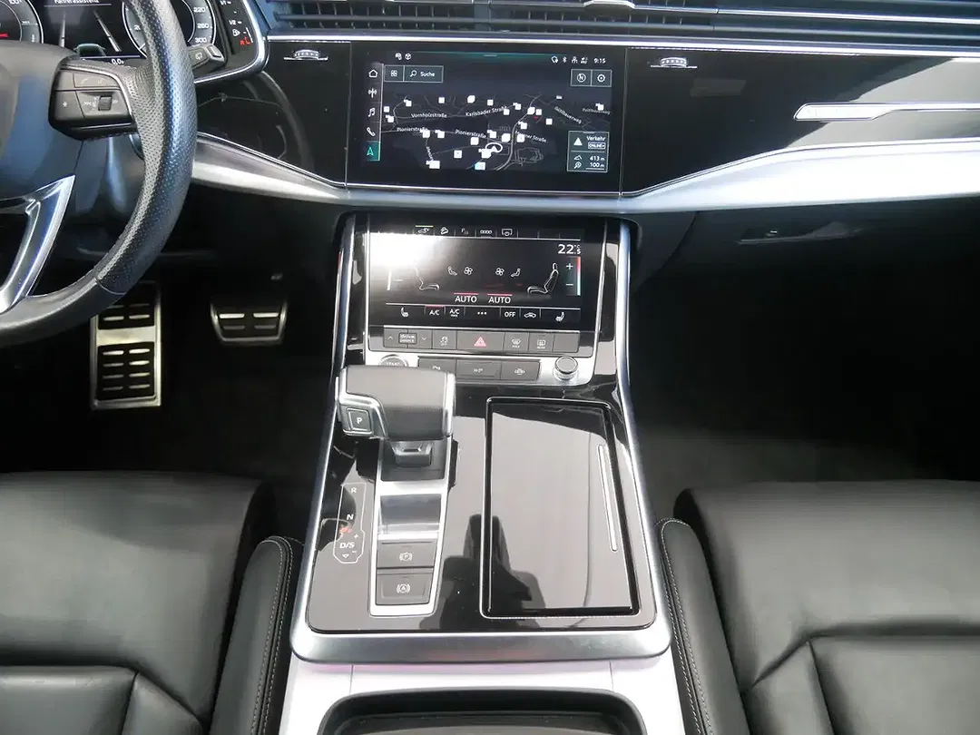 Audi Q8 55 TFSI e quattro - Thumbnail 11