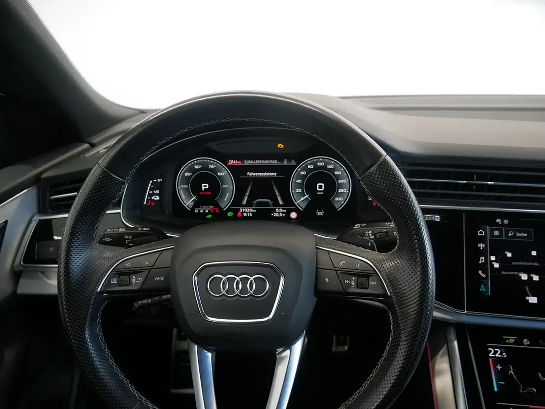 Audi Q8 55 TFSI e quattro - Thumbnail 12