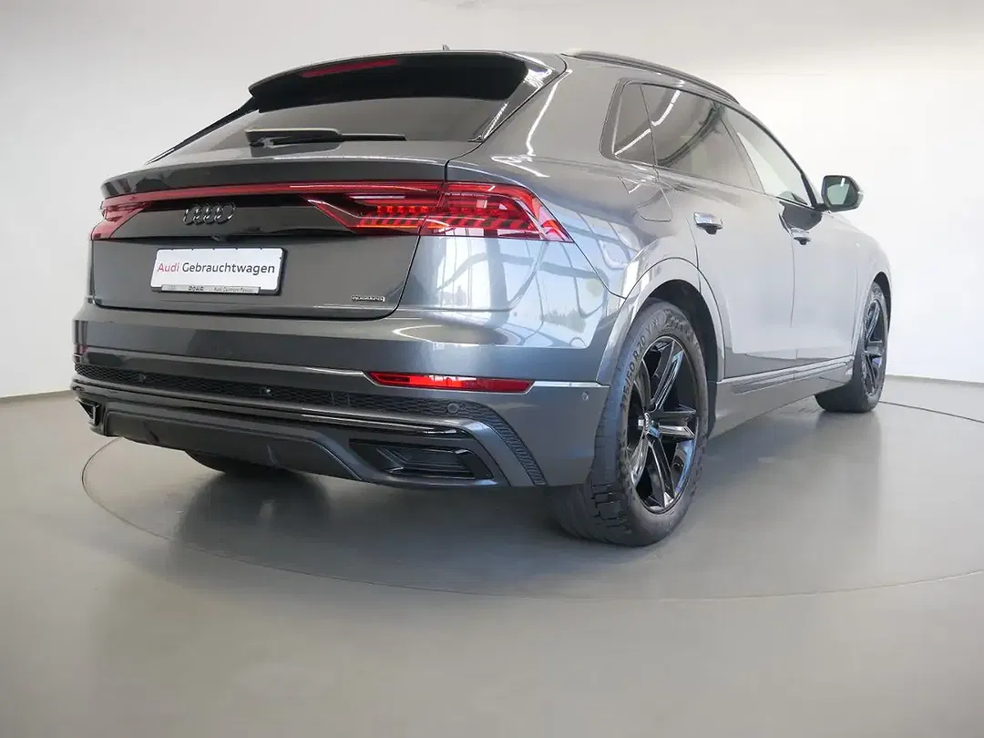 Audi Q8 55 TFSI e quattro - Thumbnail 5