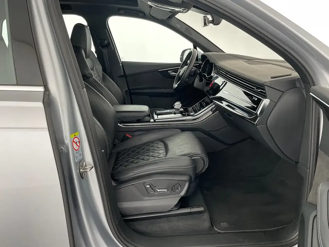 Audi Q7 55 TFSI e quattro S line - Thumbnail 11