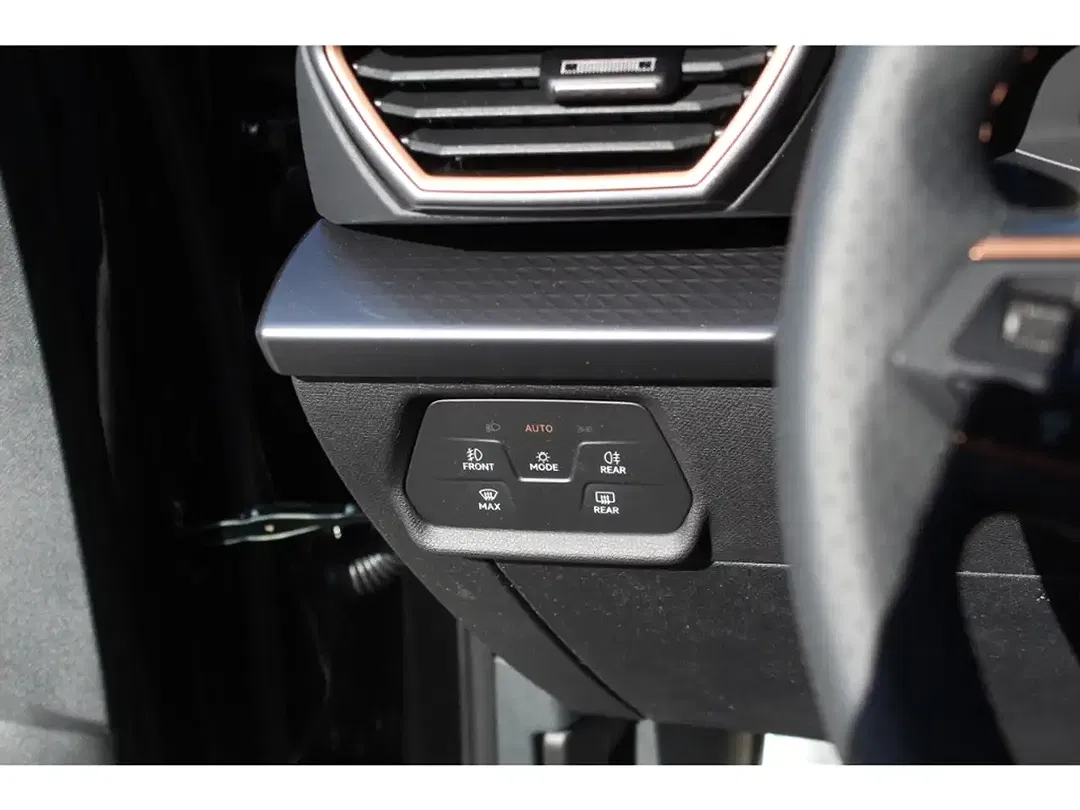 CUPRA Leon 1.5 TSI DSG Matrix LED Sportstourer - Thumbnail 10
