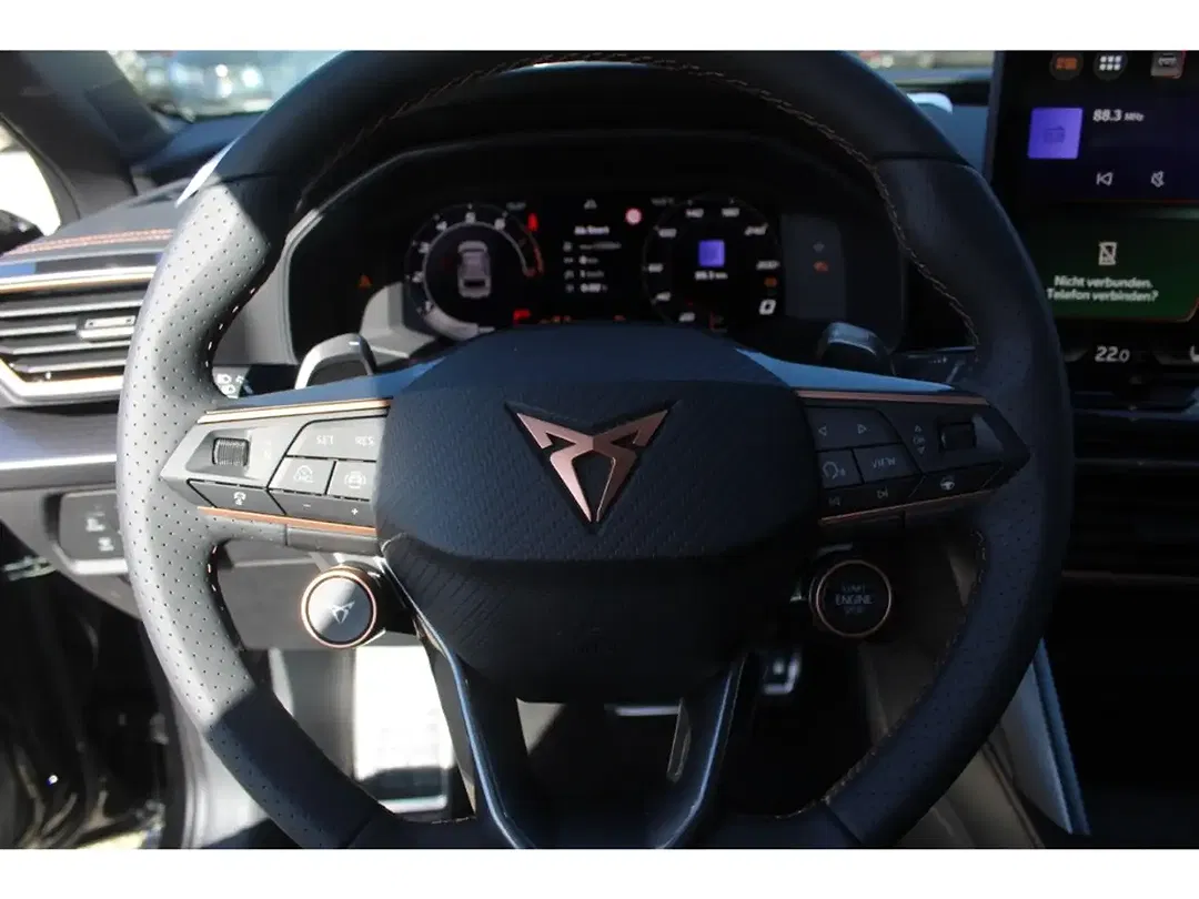 CUPRA Leon 1.5 TSI DSG Matrix LED Sportstourer - Thumbnail 5