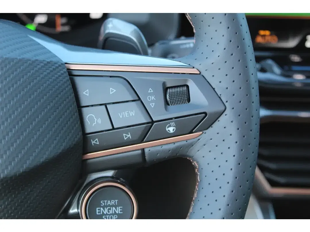 CUPRA Leon 1.5 TSI DSG Matrix LED Sportstourer - Thumbnail 7