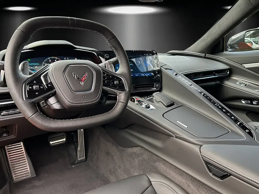 Corvette C8 Convertible 3LT - Thumbnail 8