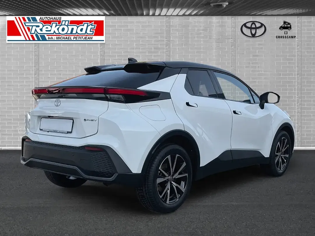 Toyota C-HR PHEV Teamplayer - Thumbnail 2