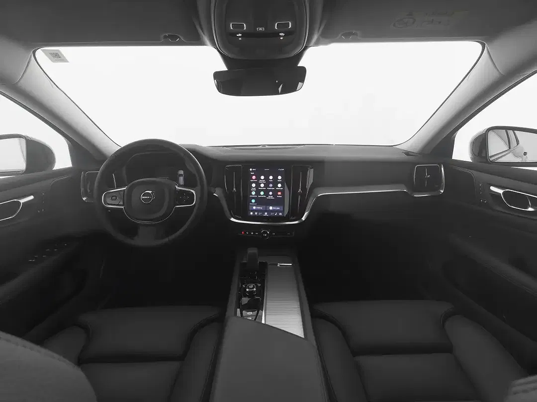 Volvo V60 B4 Plus Dark - Thumbnail 3