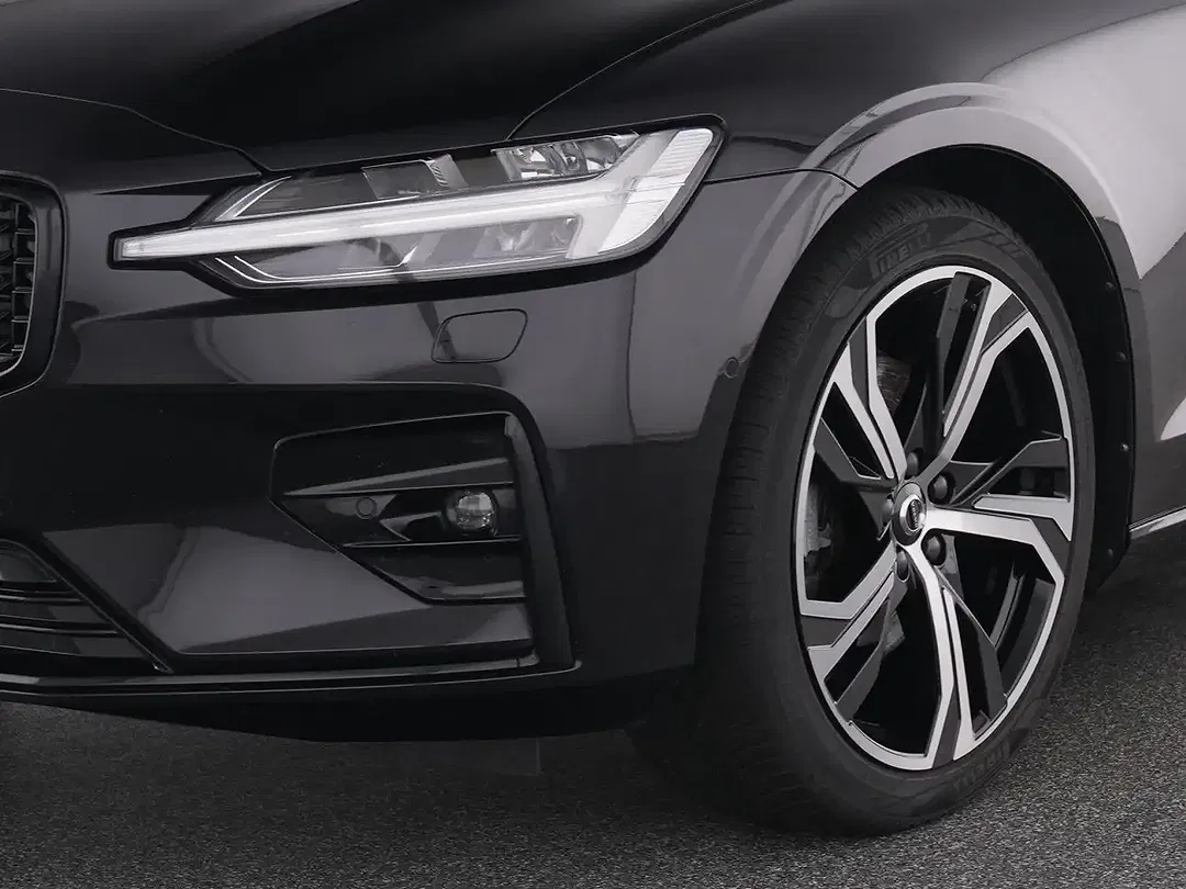 Volvo V60 B4 Plus Dark - Thumbnail 8