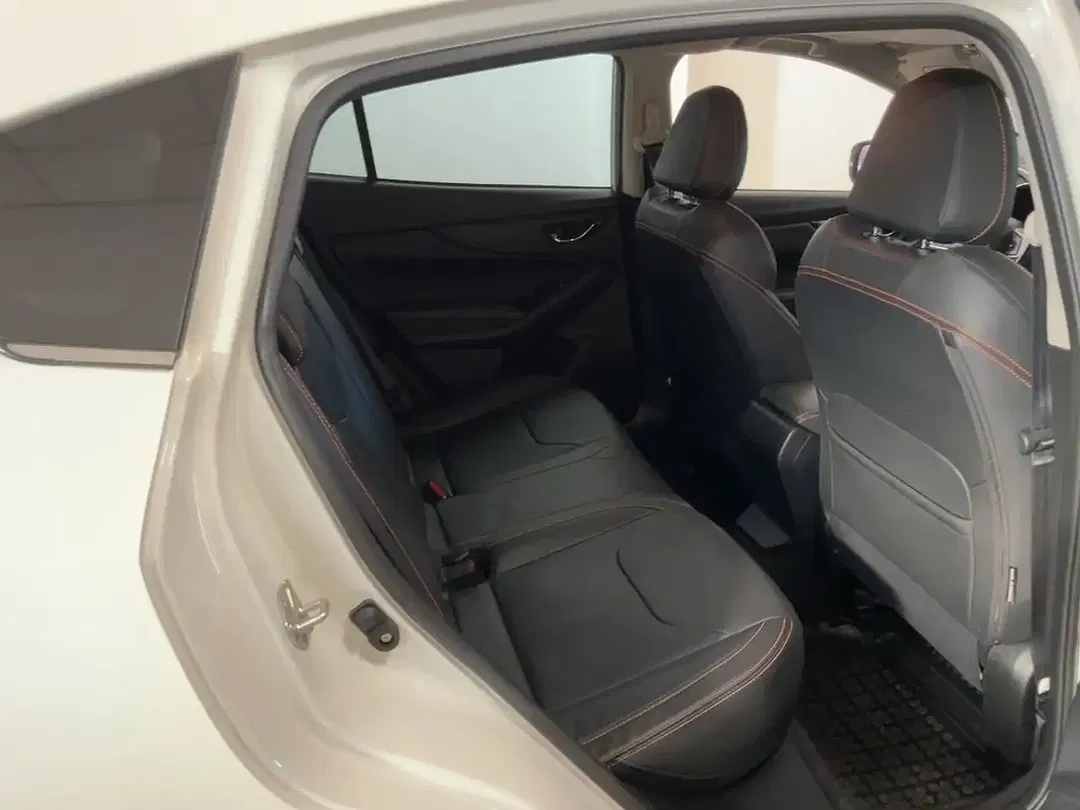 Subaru XV 2.0 e-Boxer AUT AWD Premium - Thumbnail 8